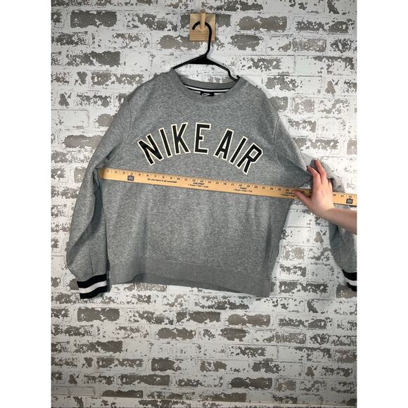 Nike | women nike air pullover crewneck - Picture 4 of 10
